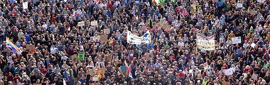 manifestazione pubblica