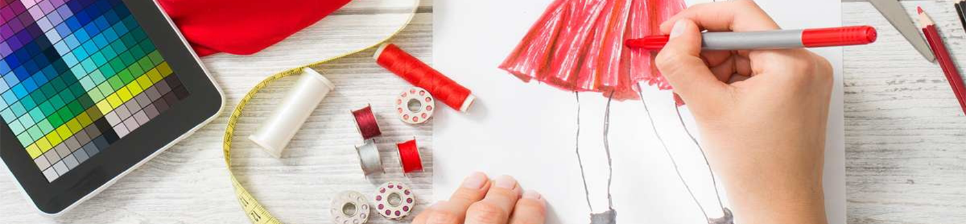 Mani che fanno lavori di cucito